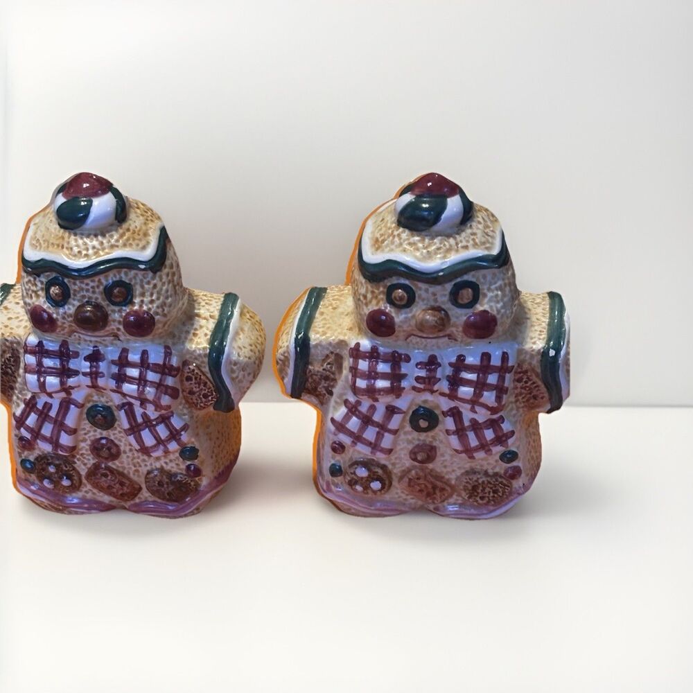 Jay Collection Gingerbread Salt and Pepper Shakers Ceramic 1996 Vintage Holiday